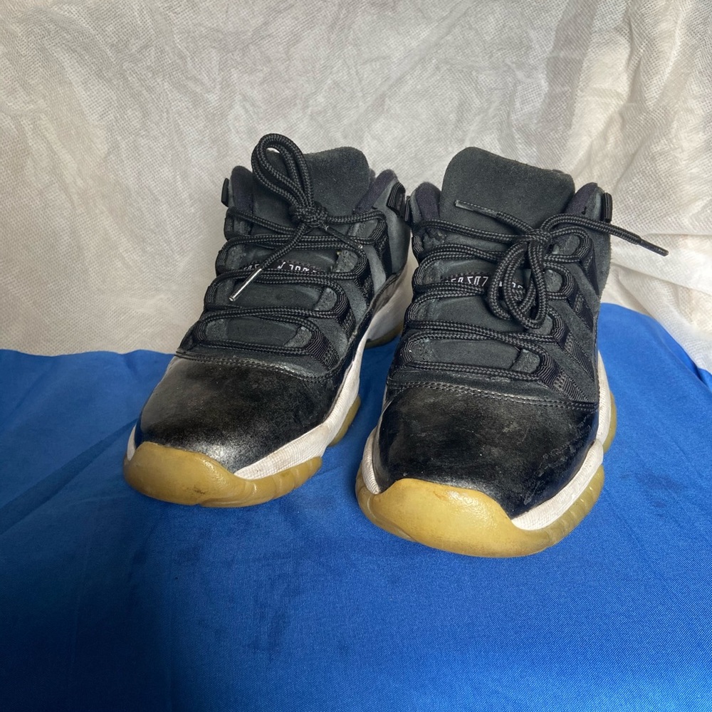 Jordan Retro 11 Low Black 4.5